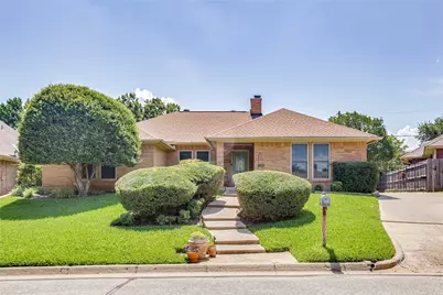 4322 Waycross Drive, Arlington, TX 76016 - Photo 1