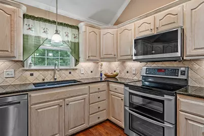 608 Green Meadow Trail, Holly Lake Ranch, TX 75765 - Photo 5