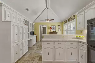 6306 Oakleaf Rd, Dallas, TX 75248 - Photo 17
