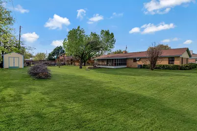 319 Allen Drive, Justin, TX 76247 - Photo 33