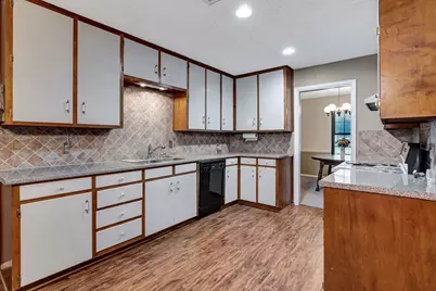 319 Allen Drive, Justin, TX 76247 - Photo 11