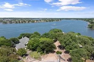 417 Peninsula Ct, Granbury, TX 76048 - Photo 37