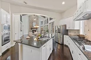 6032 Garden Gate Dr, Plano, TX 75024 - Photo 17