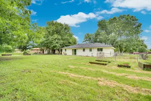 808 Gibson Rd, Waxahachie, TX 75165 - Photo 21