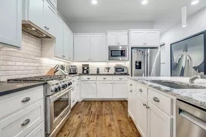 5611 Martel Avenue, Dallas, TX 75206 - Photo 11