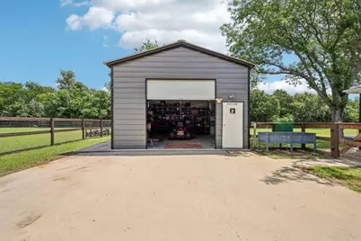 925 Meadow Drive, Copper Canyon, TX 75077 - Photo 33