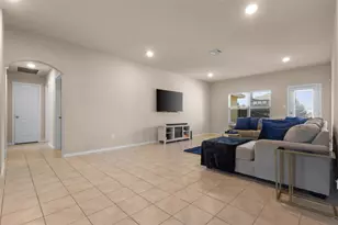 1546 Illinois Ave, Lancaster, TX 75134 - Photo 13