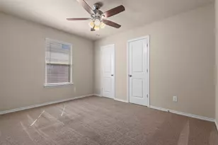 1546 Illinois Ave, Lancaster, TX 75134 - Photo 23