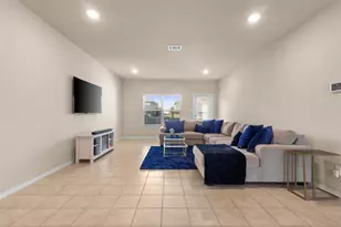 1546 Illinois Ave, Lancaster, TX 75134 - Photo 3