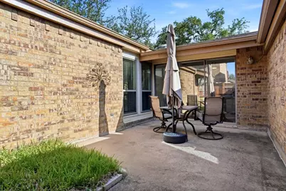 30 Park Lane, Bedford, TX 76021 - Photo 19