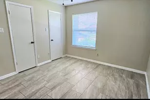 304 Cole St, Garland, TX 75040 - Photo 11