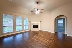 725 Lyndhurst Dr, Anna, TX 75409 - Photo 3