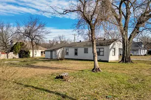901 Johnson St, Terrell, TX 75160 - Photo 17