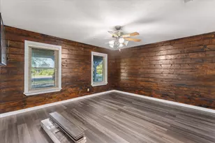 520 W Farm To Market Road 71, Mt Pleasant, TX 75455 - Photo 19