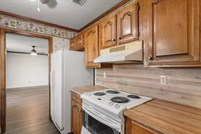520 W Farm To Market Road 71, Mt Pleasant, TX 75455 - Photo 11