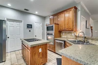 401 Marlow Drive, Flower Mound, TX 75028 - Photo 11