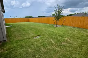 213 Cattail Ln, Sherman, TX 75092 - Photo 3