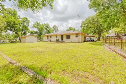 308 W White Street, Pilot Point, TX 76258 - Photo 11