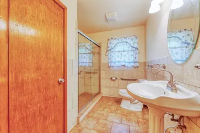 308 W White Street, Pilot Point, TX 76258 - Photo 7