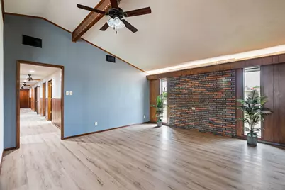 1512 Crestridge Drive, Cleburne, TX 76033 - Photo 9