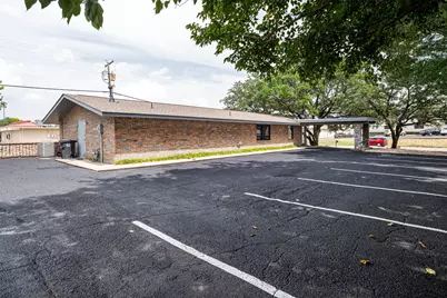 1512 Crestridge Drive, Cleburne, TX 76033 - Photo 5