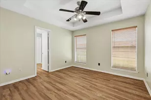 1809 Water Oak Dr, Lewisville, TX 75067 - Photo 15