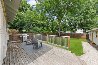 1116 S Montreal Avenue, Dallas, TX 75208 - Photo 21