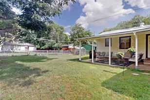 922 Tamara Ln, Grand Prairie, TX 75051 - Photo 37