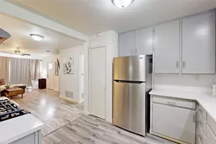 922 Tamara Ln, Grand Prairie, TX 75051 - Photo 13