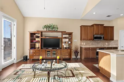 1912 Lantana Lane, Irving, TX 75063 - Photo 11
