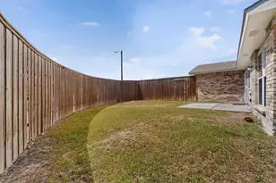 6313 Fallbrook Dr, Garland, TX 75043 - Photo 33