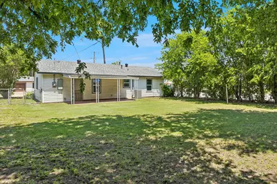 321 Lorna Street, Burleson, TX 76028 - Photo 23