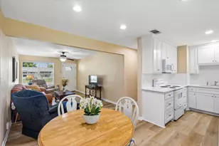 321 Lorna St, Burleson, TX 76028 - Photo 7