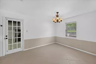 1300 Shannon Dr, Cleburne, TX 76031 - Photo 15