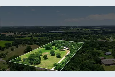 1300 Shannon Drive, Cleburne, TX 76031 - Photo 3