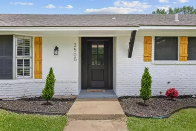 2505 Meadows Lane, Sherman, TX 75092 - Photo 3
