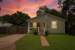 814 Avenue C, Duncanville, TX 75137 - Photo 1