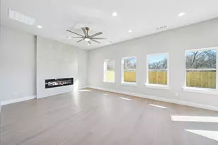 113 Church St, Waxahachie, TX 75165 - Photo 3