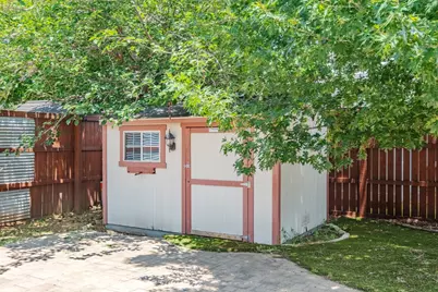 7000 Herman Jared Drive, North Richland Hills, TX 76182 - Photo 9