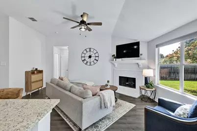 14124 Snaffle Bit Trail, Fort Worth, TX 76052 - Photo 7