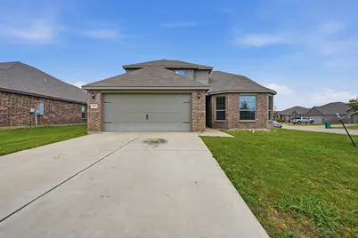 1000 Tumbleweed Trail, Crowley, TX 76036 - Photo 3