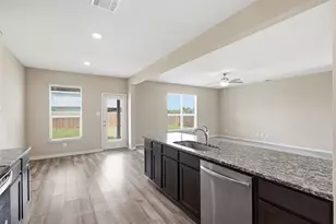 1000 Tumbleweed Trail, Crowley, TX 76036 - Photo 15