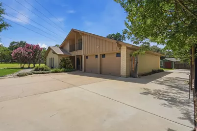 6370 Wilton Drive, Fort Worth, TX 76133 - Photo 7