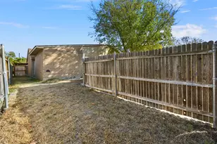 6005 Dooley Dr, The Colony, TX 75056 - Photo 21