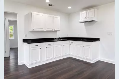 803 Powell Circle, Mesquite, TX 75149 - Photo 3