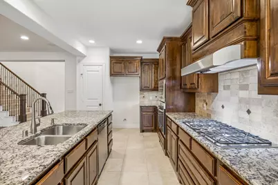 6119 Mulholland Drive, Irving, TX 75039 - Photo 7
