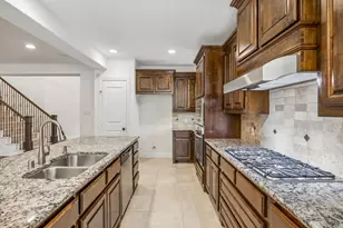 6119 Mulholland Dr, Irving, TX 75039 - Photo 9
