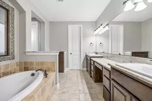 6119 Mulholland Dr, Irving, TX 75039 - Photo 17