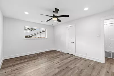 2203 Foxcroft Circle, Denton, TX 76209 - Photo 17