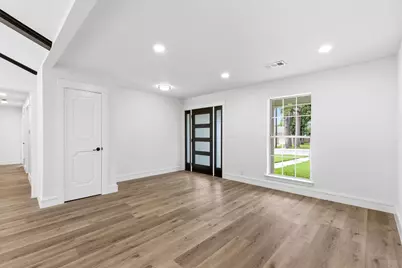 2203 Foxcroft Circle, Denton, TX 76209 - Photo 11